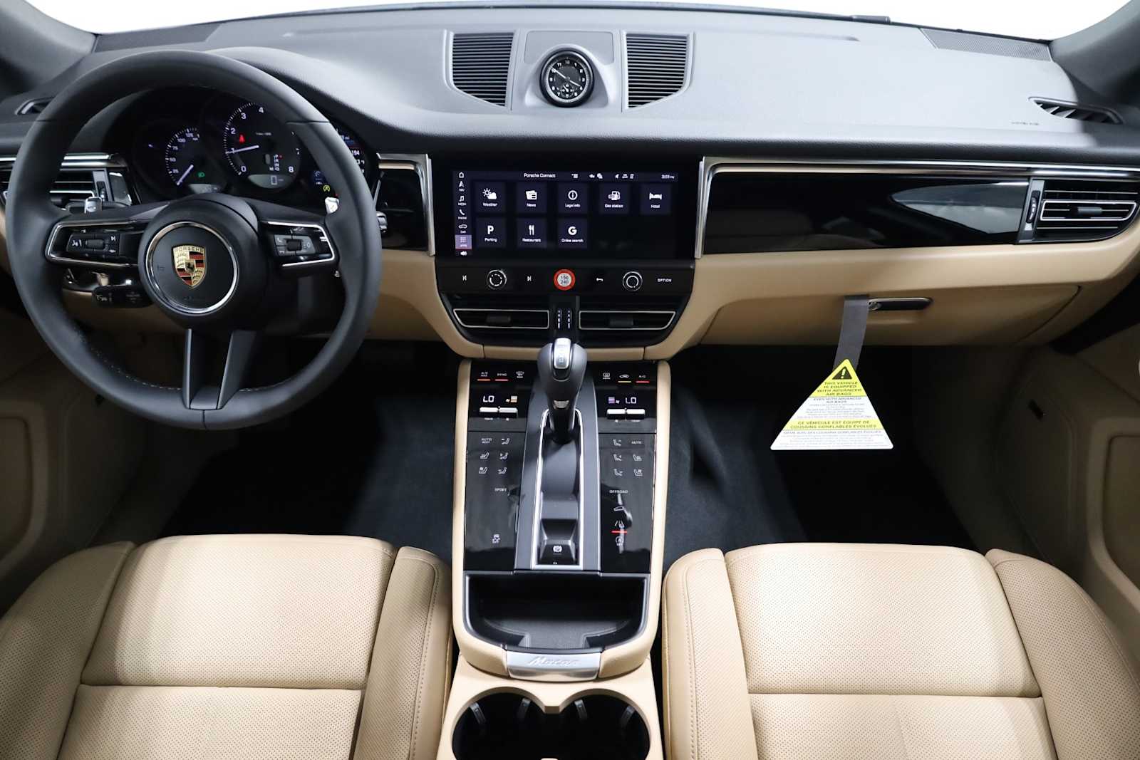 Thumbnail: 2026 Porsche Macan - 26