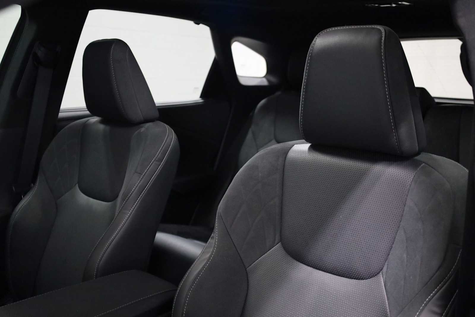 Thumbnail: 2024 Lexus RX - 16