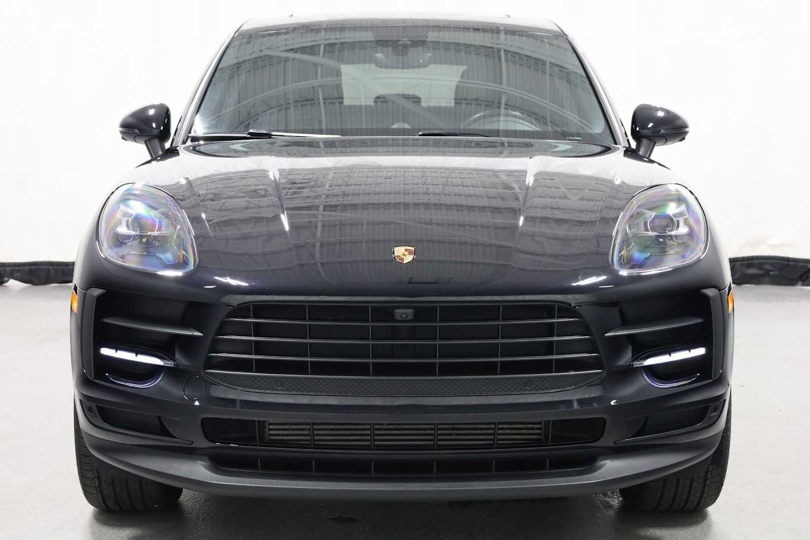 Thumbnail: 2021 Porsche Macan - 14