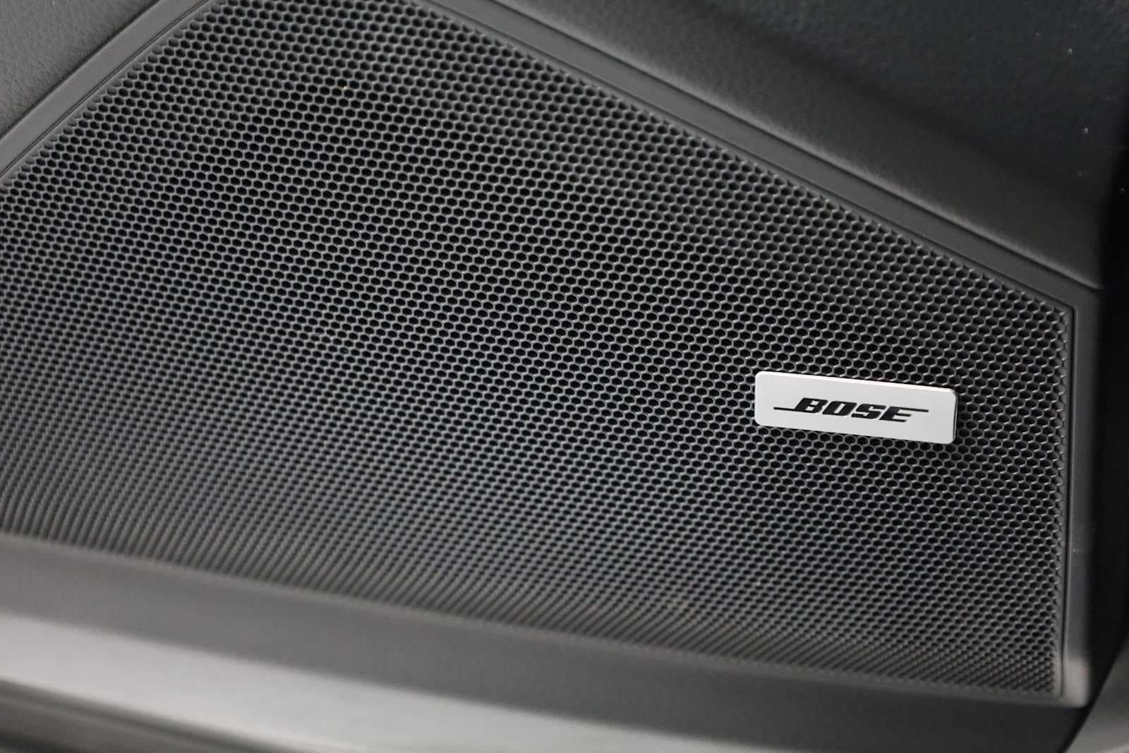 2022 Porsche Cayenne  17