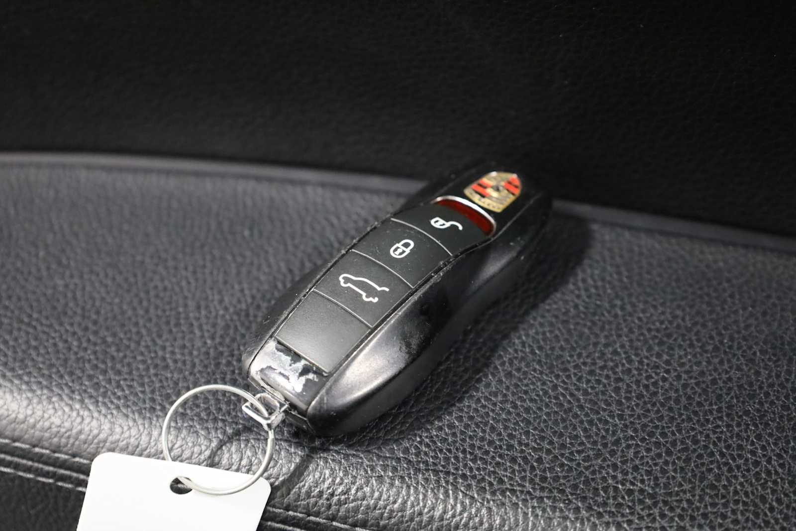 Thumbnail: 2016 Porsche Cayenne - 42