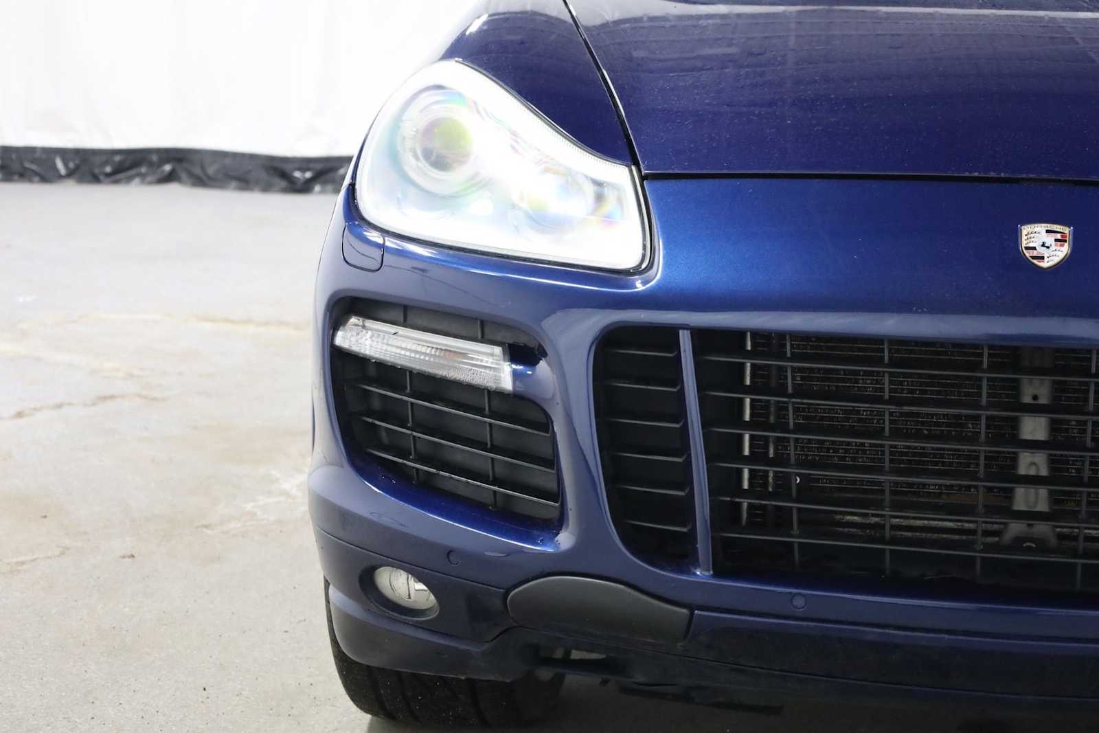 Thumbnail: 2009 Porsche Cayenne - 15