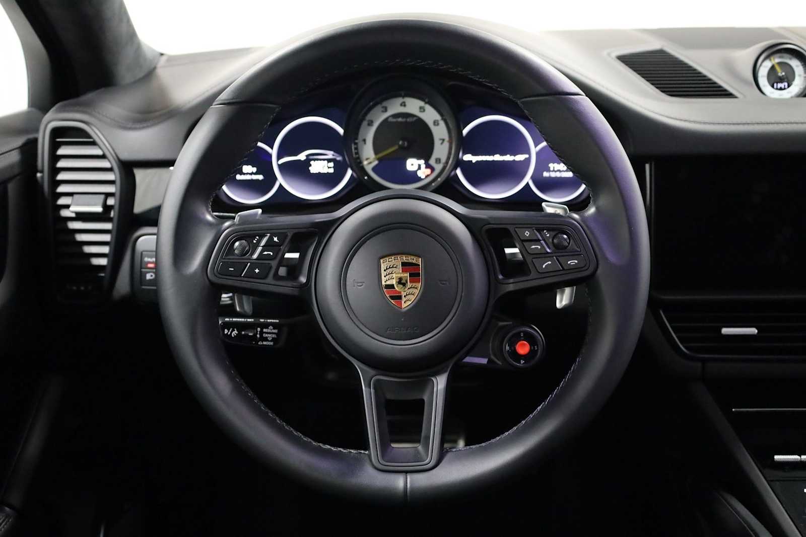 Thumbnail: 2022 Porsche  - 24