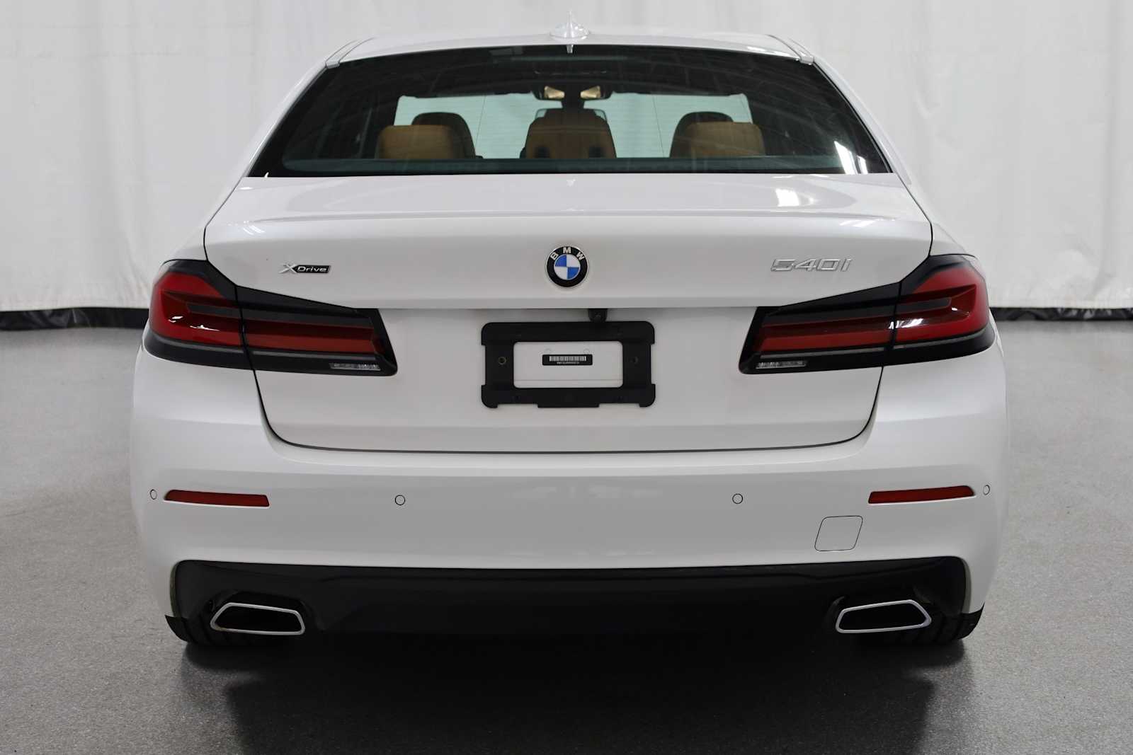 Thumbnail: 2022 BMW 5 Series - 7