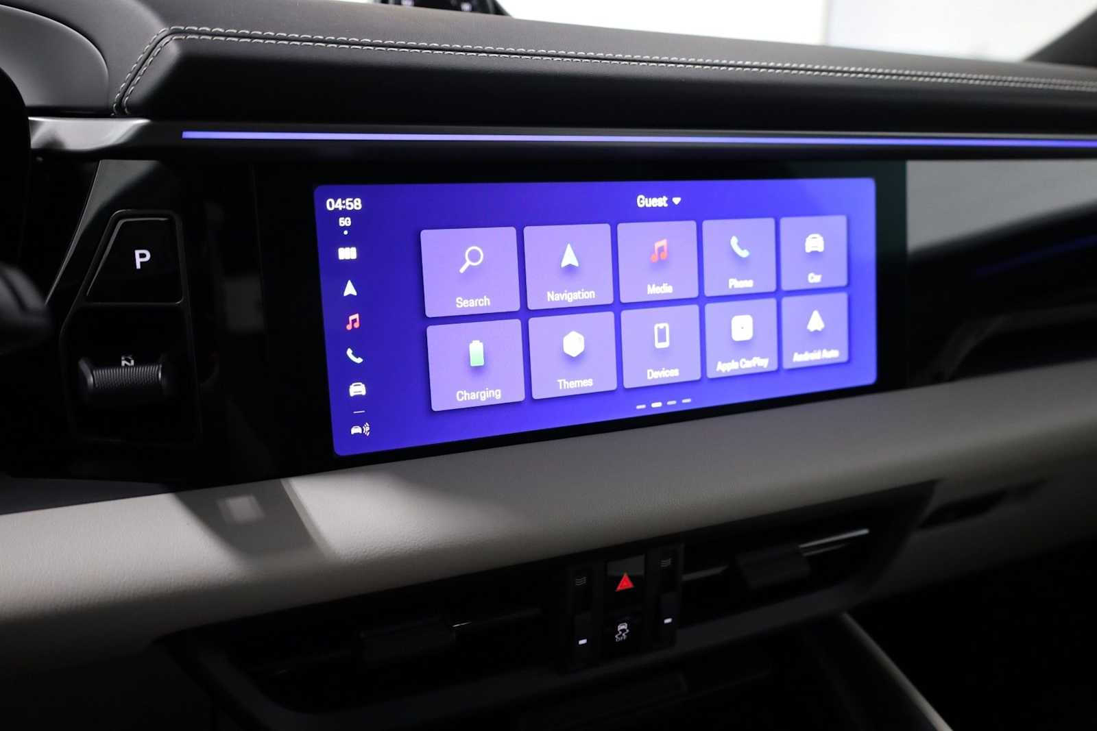 Thumbnail: 2025 Porsche Macan - 33