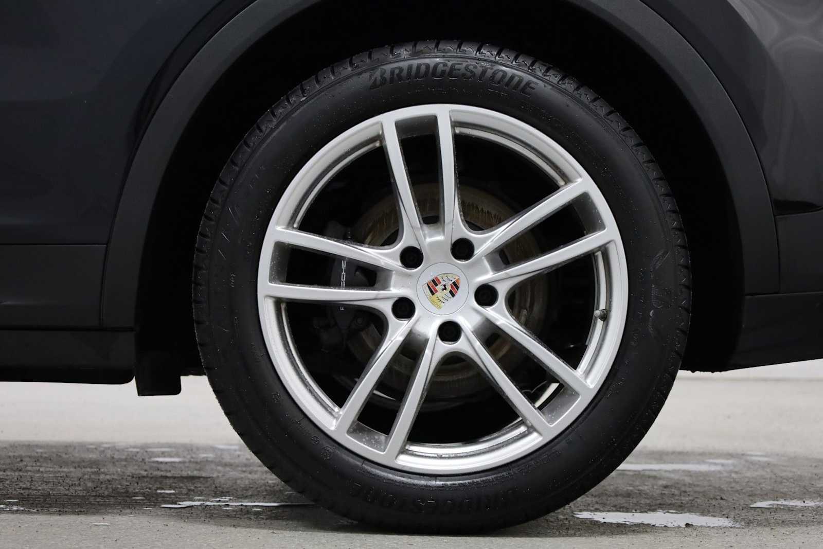 Thumbnail: 2019 Porsche Cayenne - 39