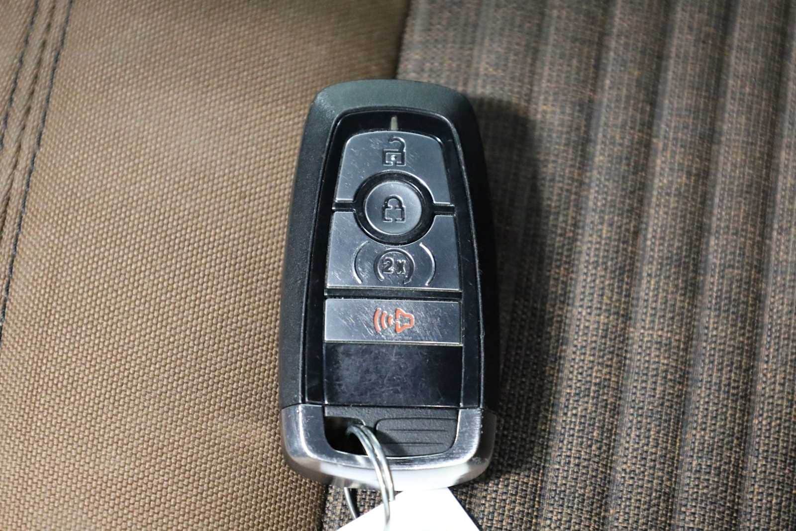 Thumbnail: 2021 Ford Bronco - 40