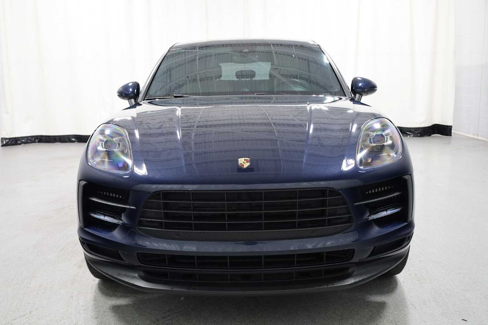 Thumbnail: 2020 Porsche Macan - 14