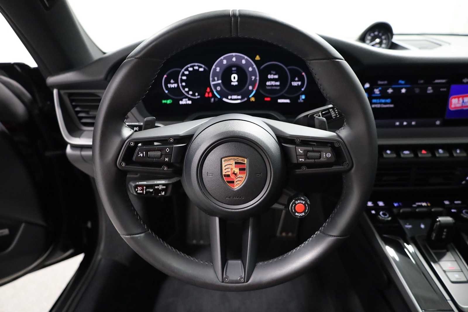 Thumbnail: 2025 Porsche 911 - 25