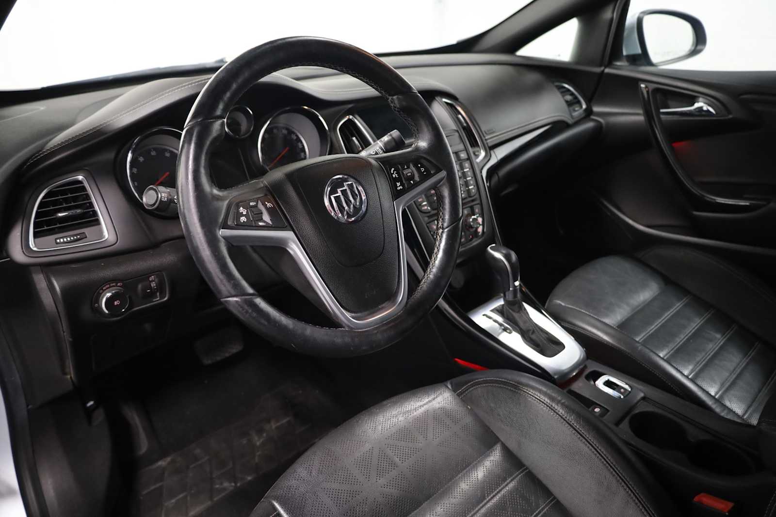 Thumbnail: 2016 Buick Cascada - 4