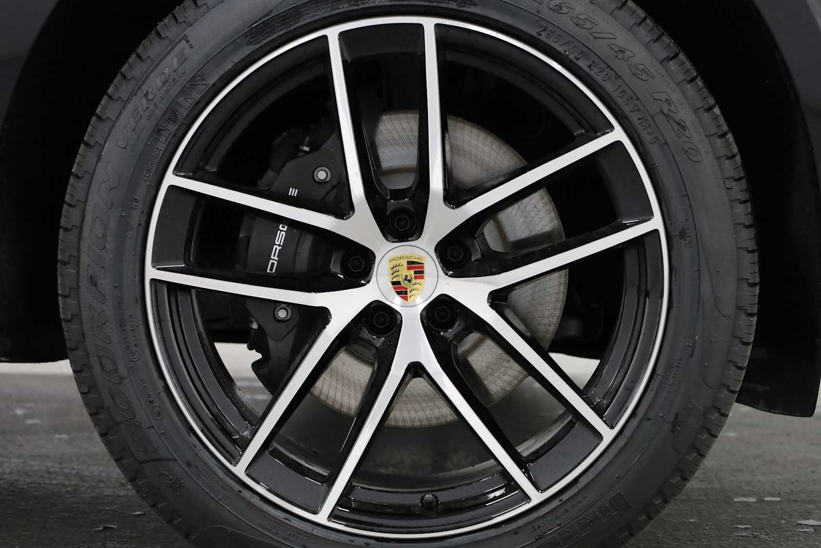 Thumbnail: 2025 Porsche Macan - 12