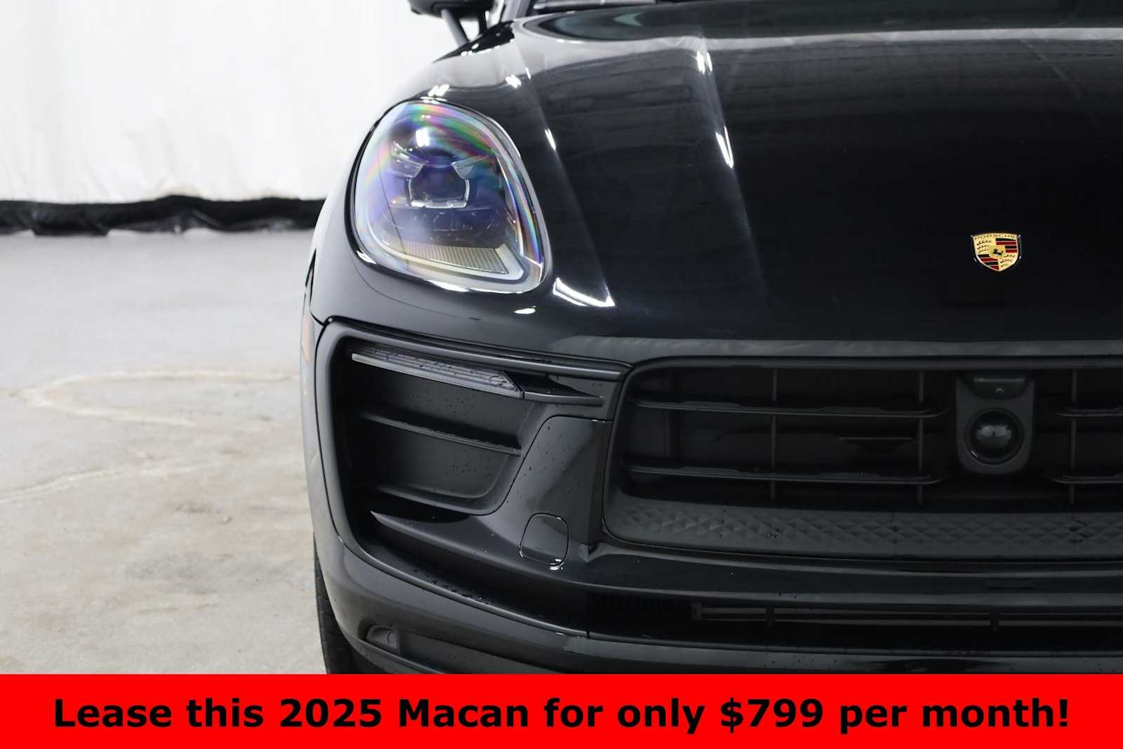 Thumbnail: 2025 Porsche Macan - 15