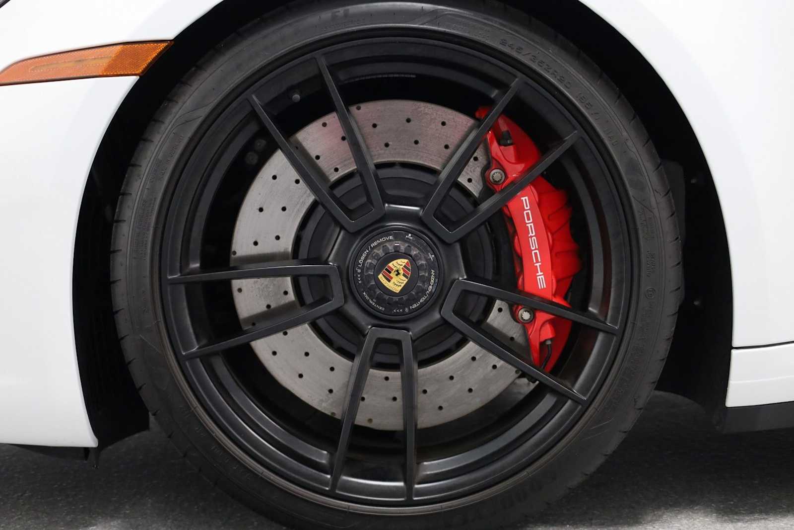 Thumbnail: 2022 Porsche 911 - 38