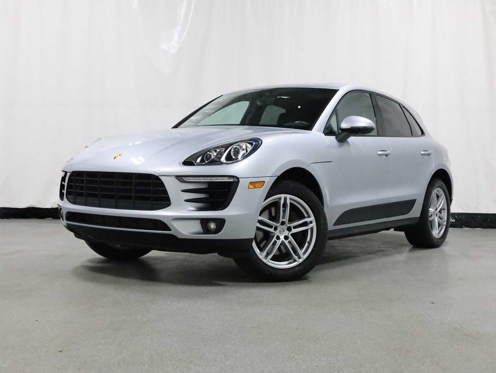 2018 Porsche Macan Base