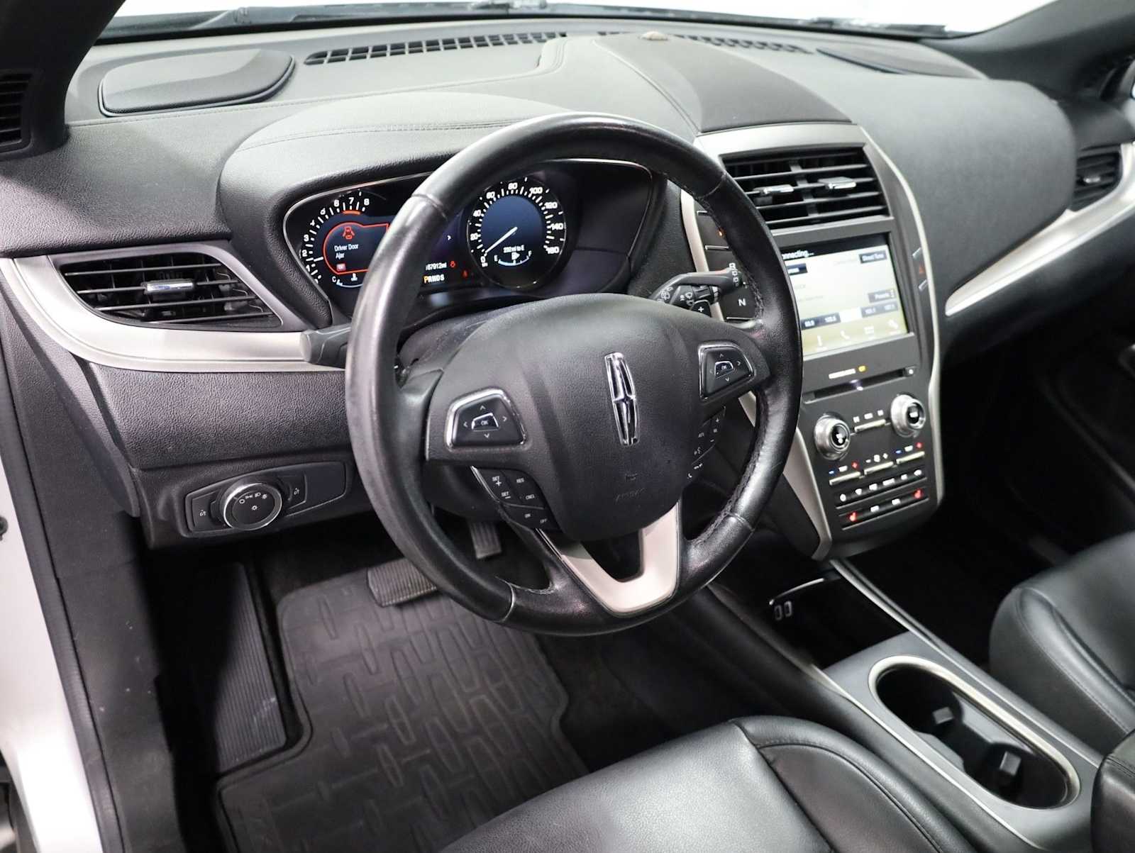 Thumbnail: 2016 Lincoln MKC - 4