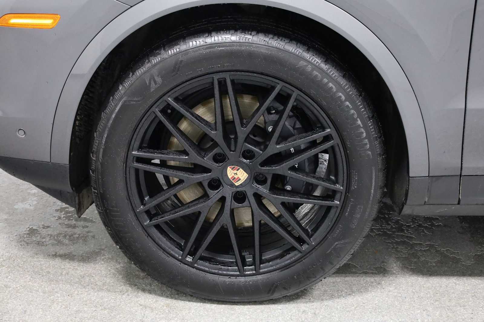 Thumbnail: 2025 Porsche Cayenne - 38