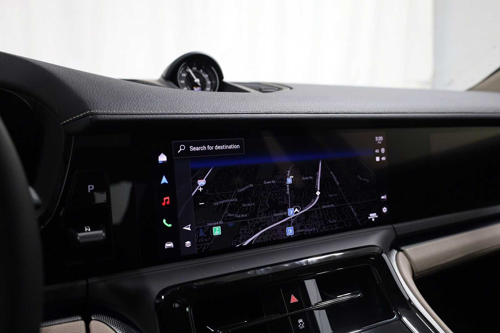 Thumbnail: 2026 Porsche Panamera - 33