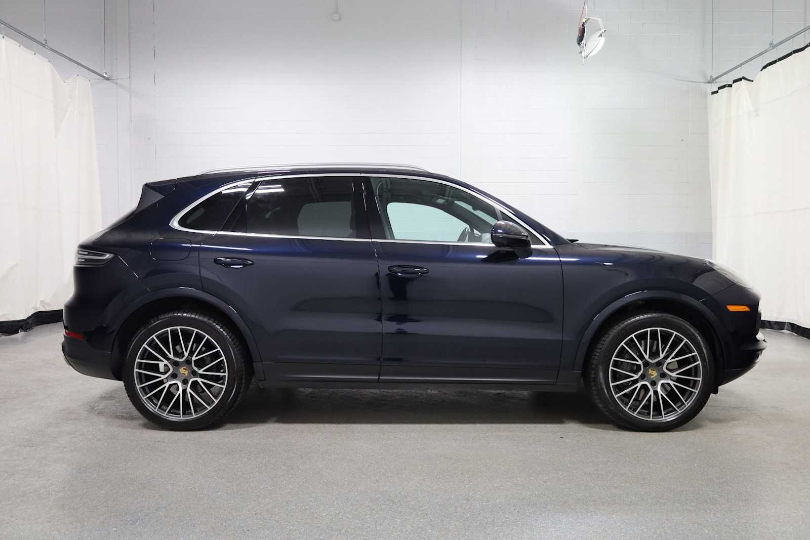Thumbnail: 2019 Porsche Cayenne - 10