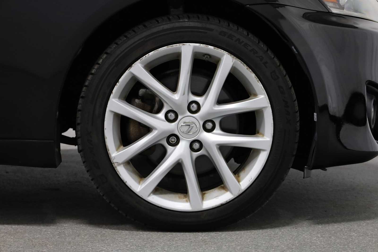 Thumbnail: 2012 Lexus IS - 12