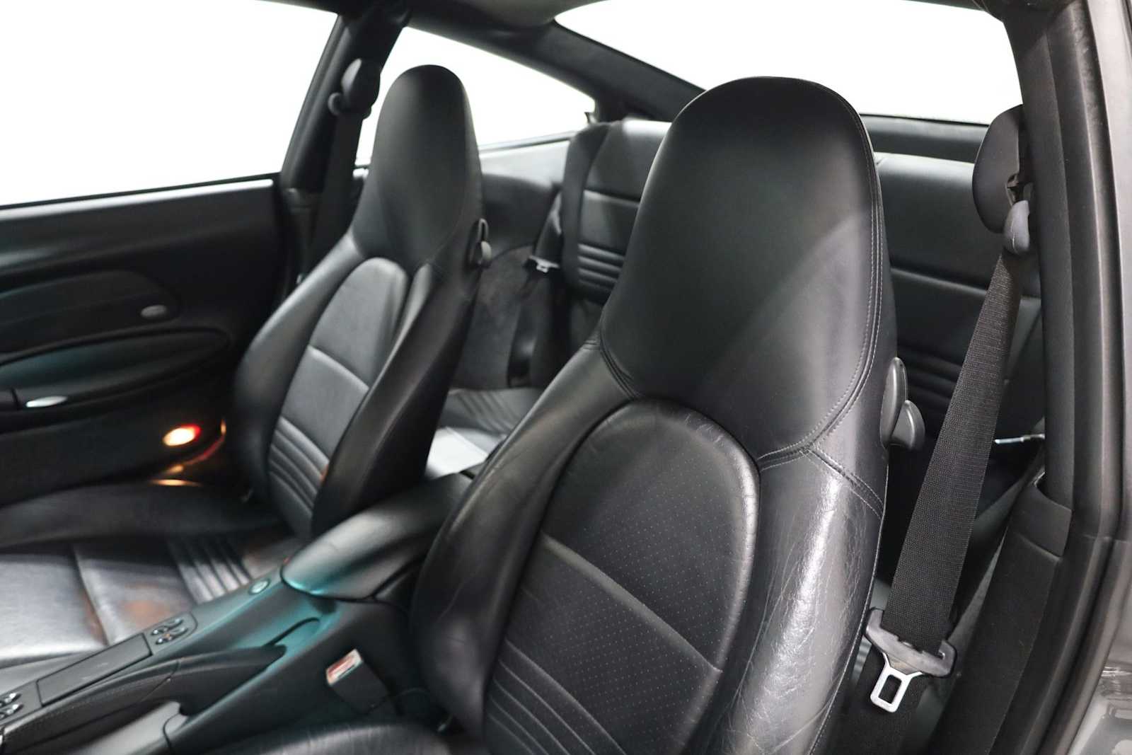 Thumbnail: 2001 Porsche 911 - 18