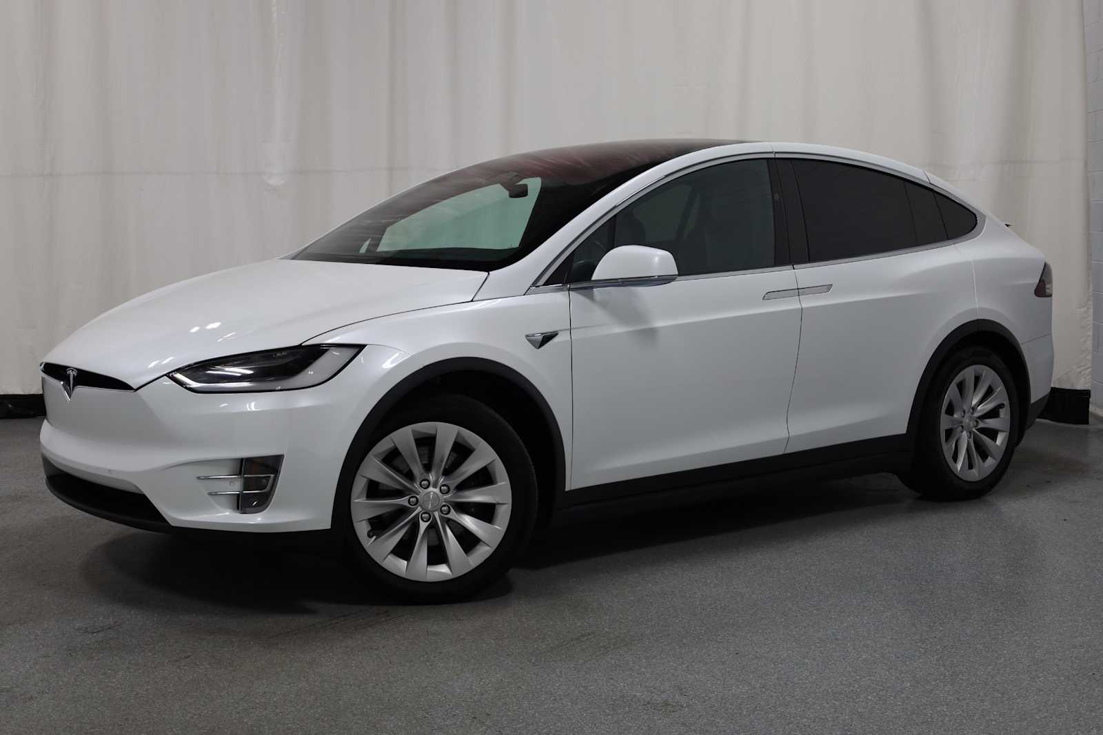 2021 Tesla Model X Long Range -
                  Novi, MI