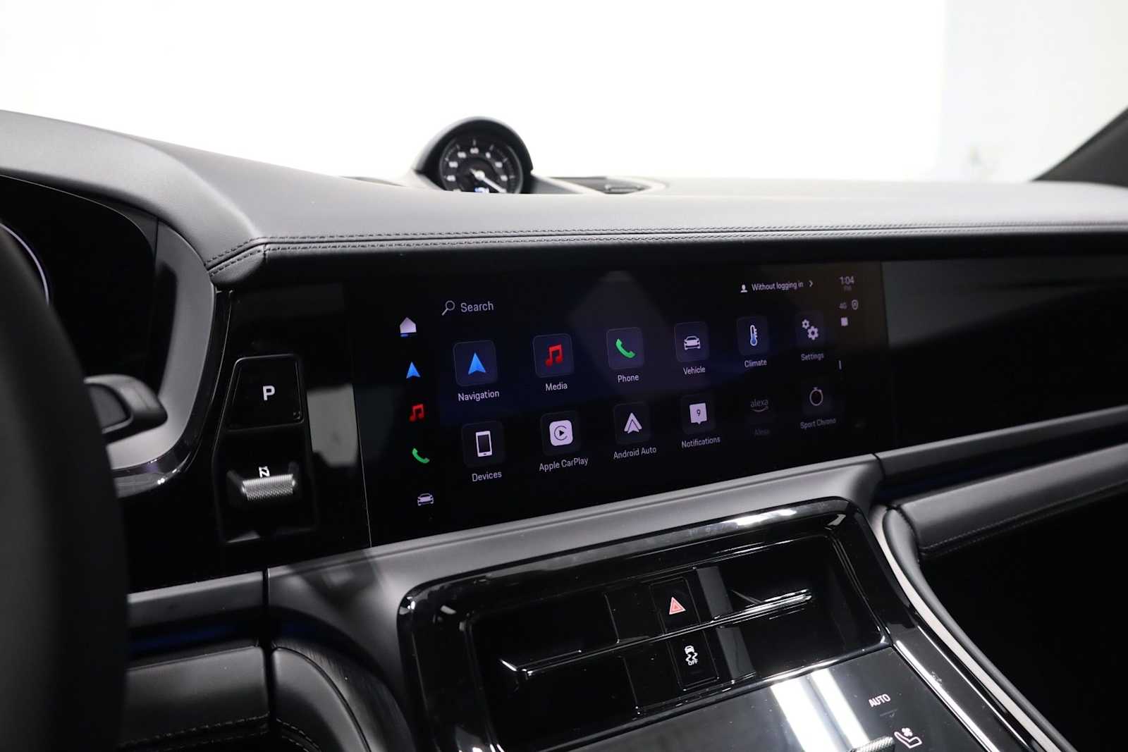 Thumbnail: 2026 Porsche Panamera - 32