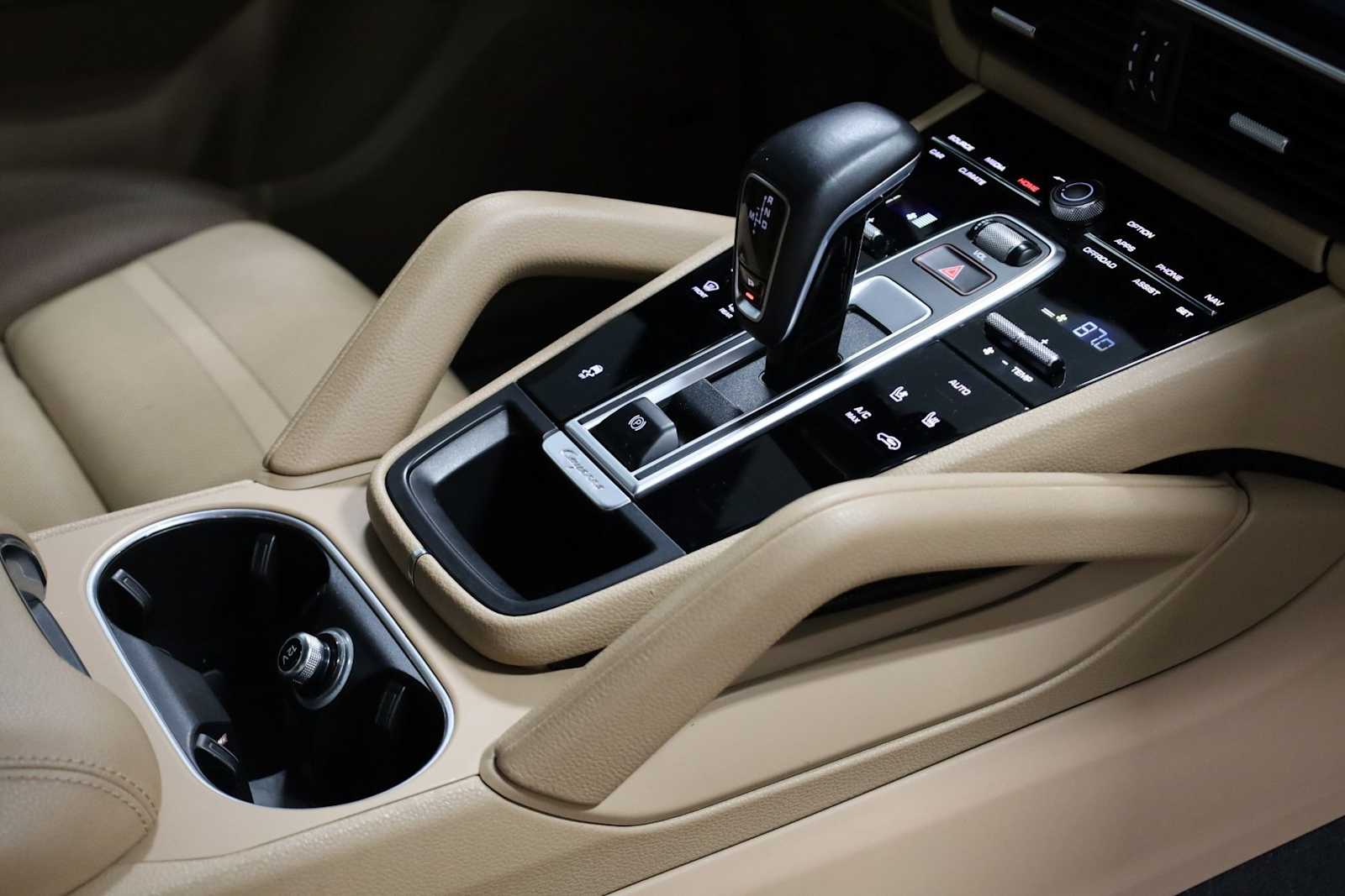 Thumbnail: 2019 Porsche Cayenne - 21