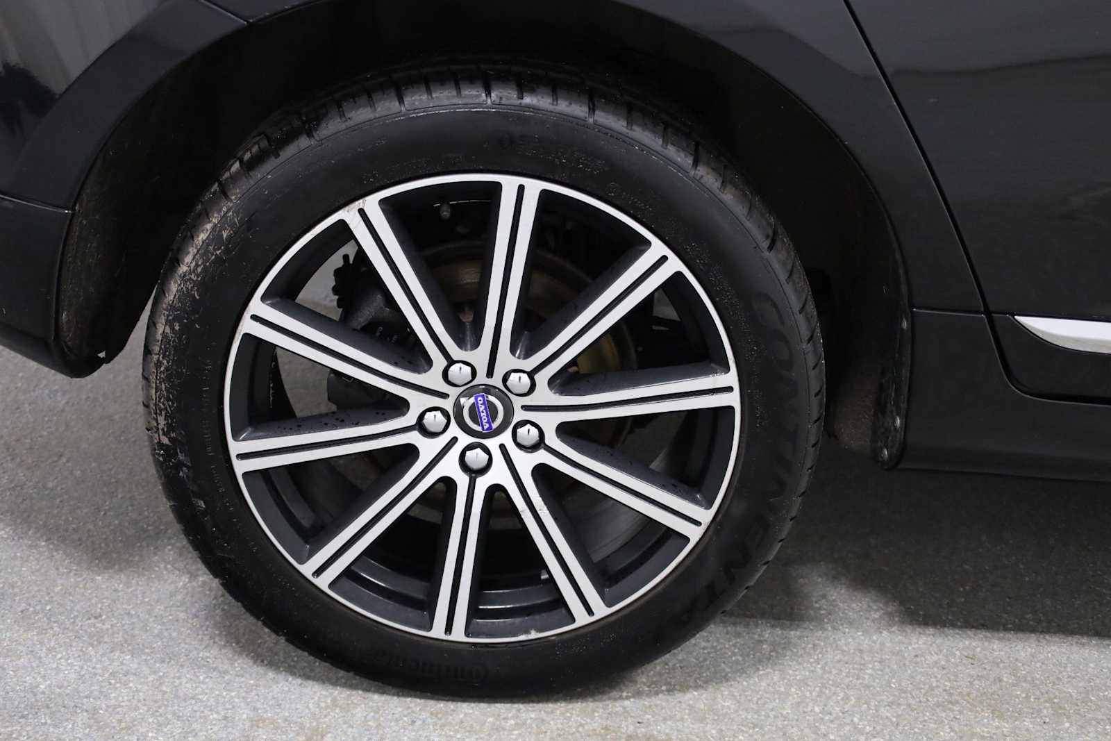 Thumbnail: 2016 Volvo XC60 - 36