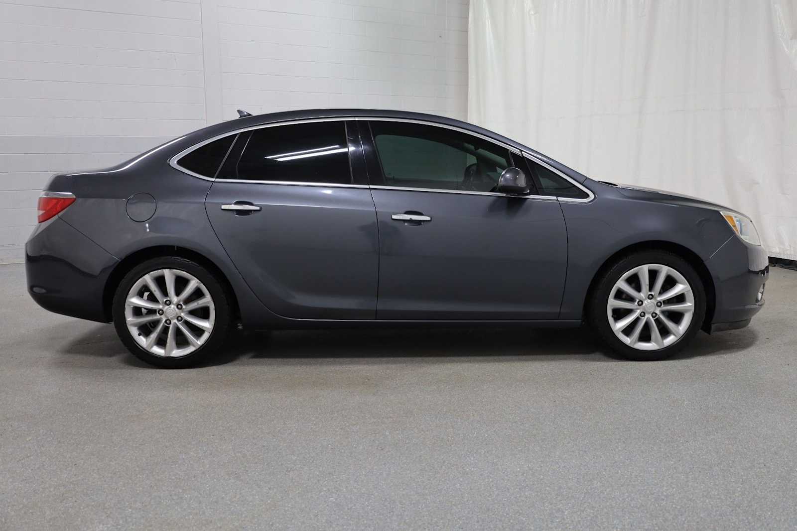 Thumbnail: 2013 Buick Verano - 10