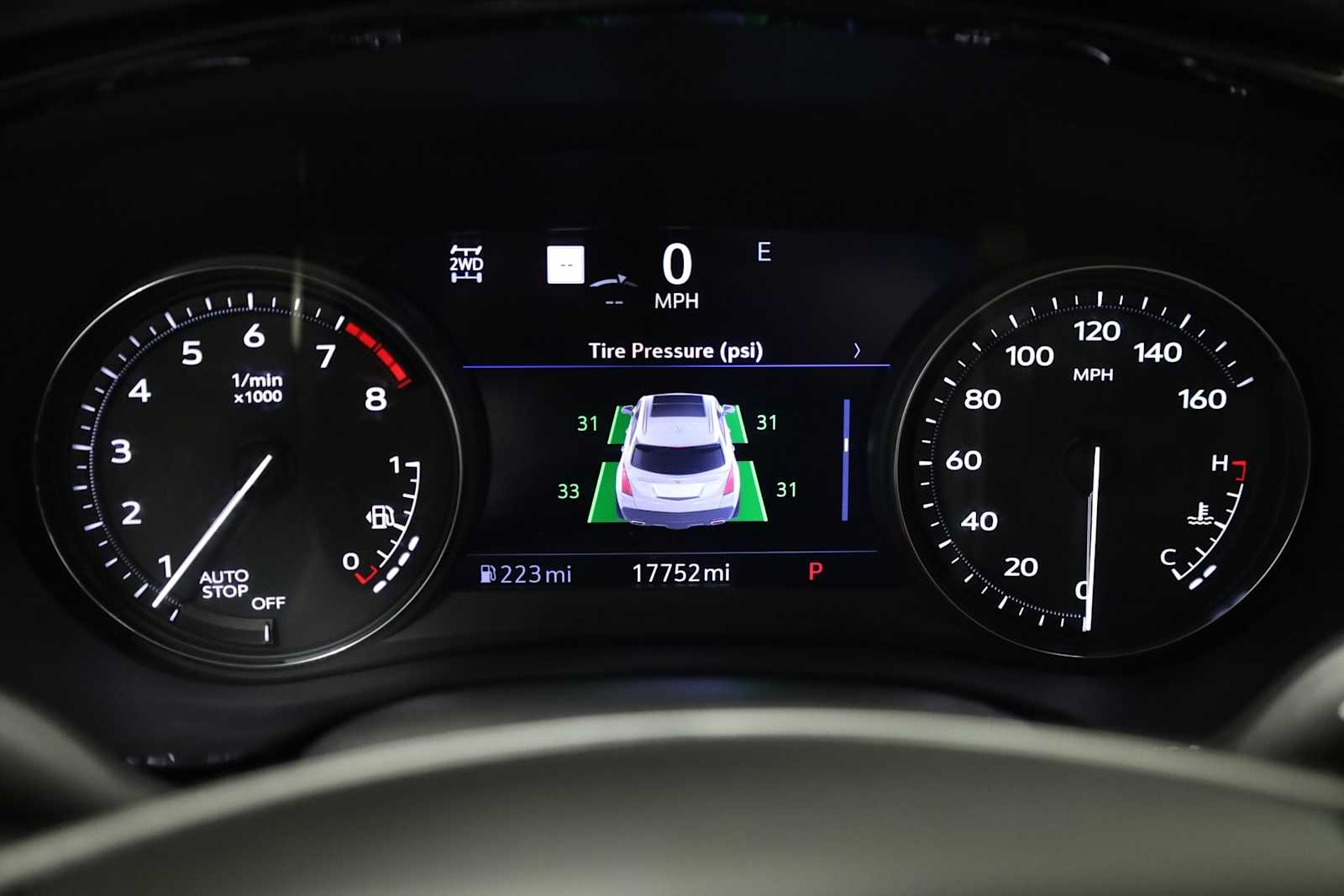 Thumbnail: 2023 Cadillac XT5 - 22