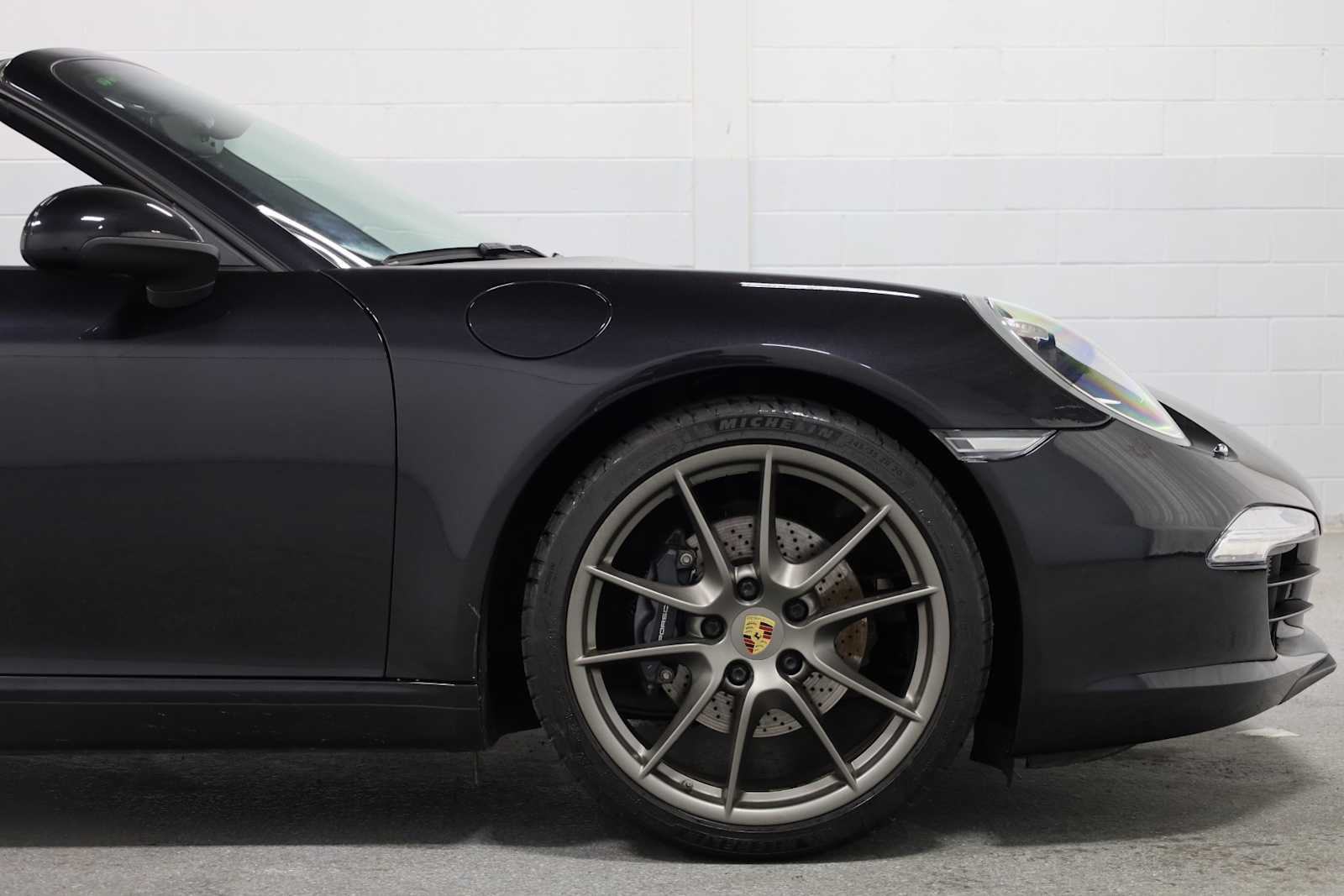 2013 Porsche 911 Carrera 11