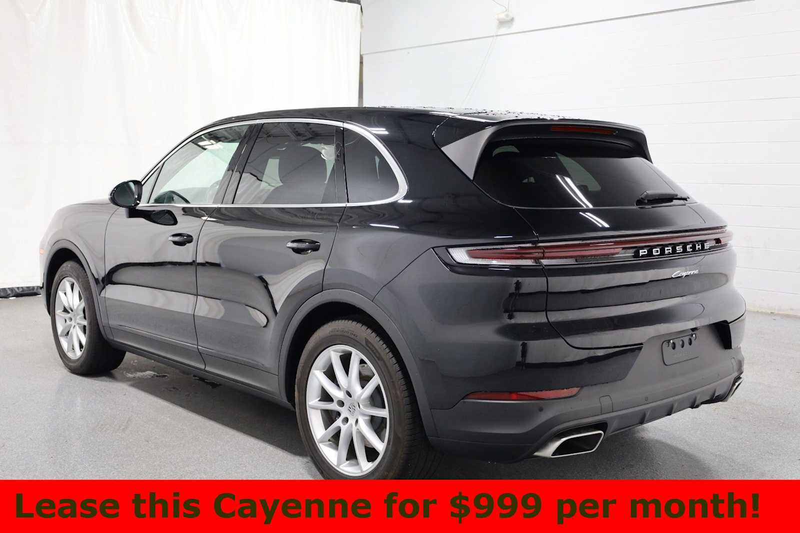 Thumbnail: 2024 Porsche Cayenne - 3
