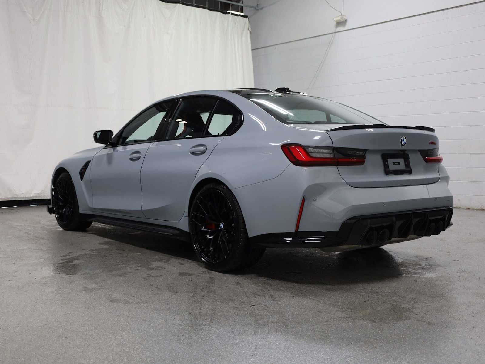 Thumbnail: 2024 BMW M3 - 3