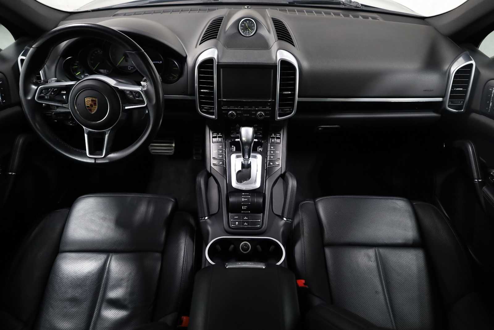 Thumbnail: 2016 Porsche Cayenne - 26