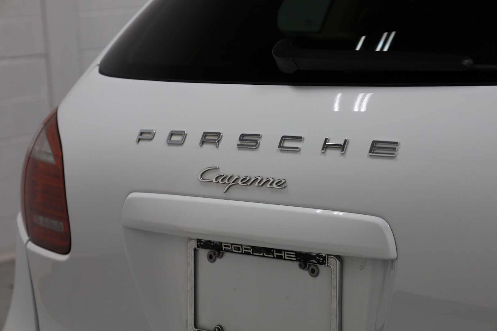 Thumbnail: 2014 Porsche Cayenne - 8