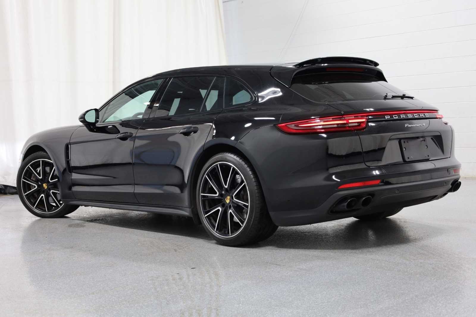 2018 Porsche Panamera Turbo S 2