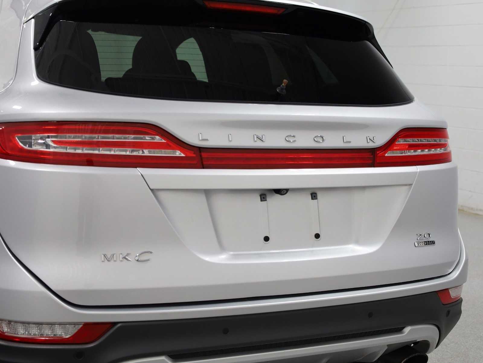 Thumbnail: 2016 Lincoln MKC - 8