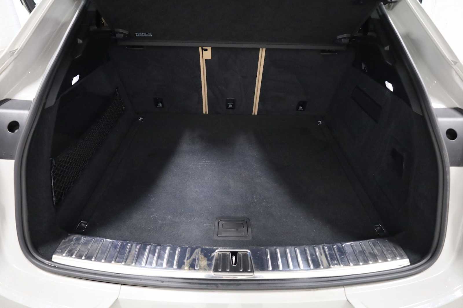 Thumbnail: 2023 Porsche  - 40