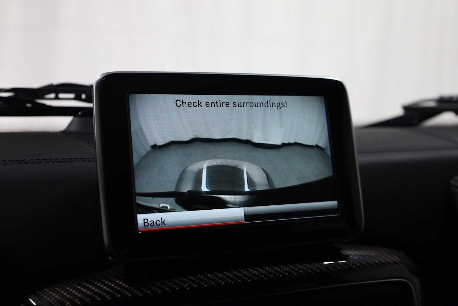 Thumbnail: 2015 Mercedes-Benz G-Class - 31