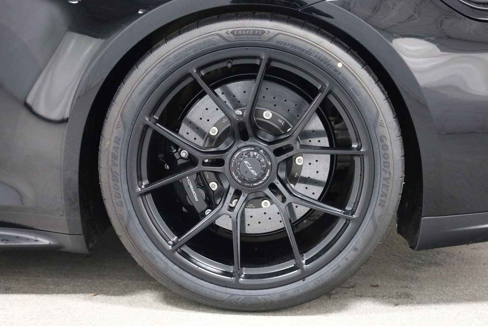 Thumbnail: 2026 Porsche 911 - 37