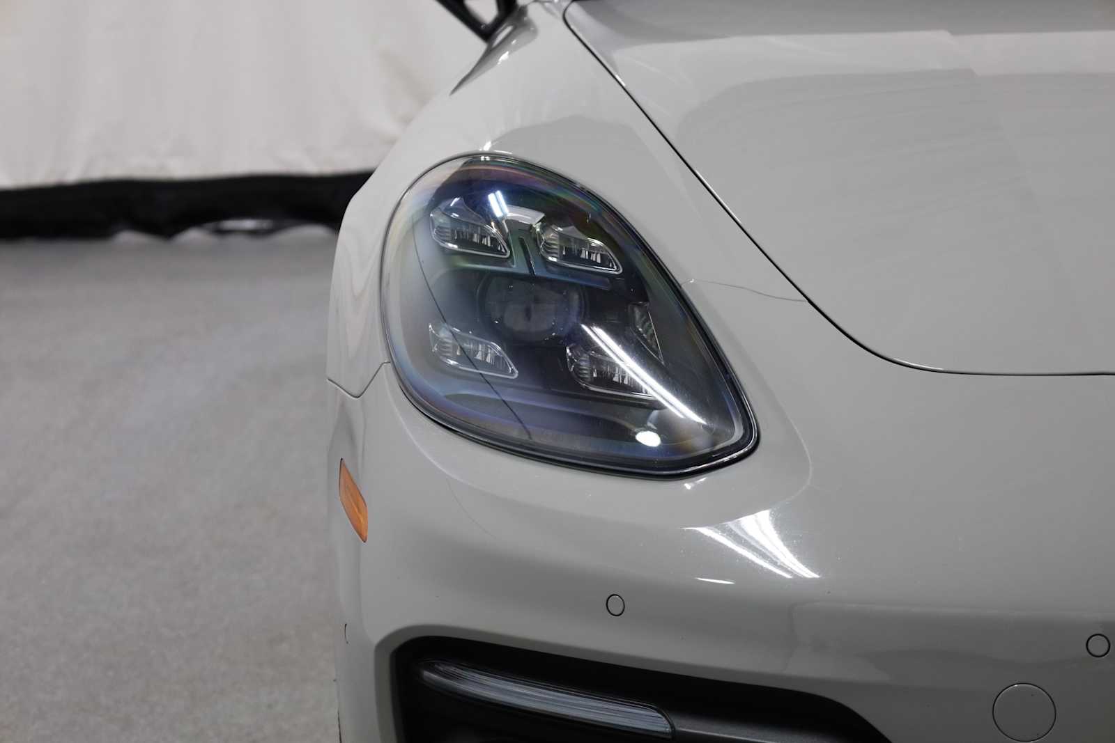 2023 Porsche Panamera 4 14