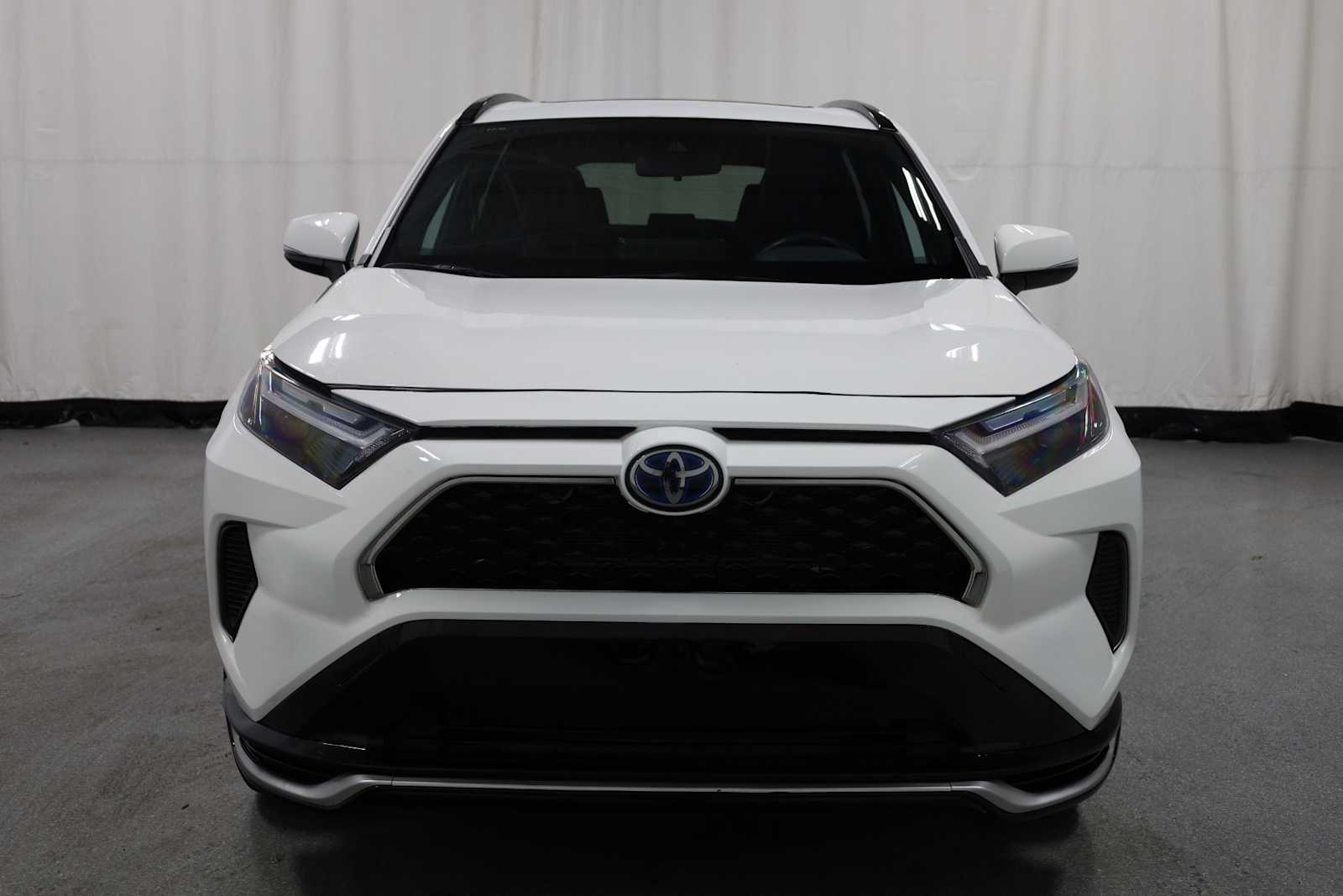 Thumbnail: 2024 Toyota RAV4 - 14