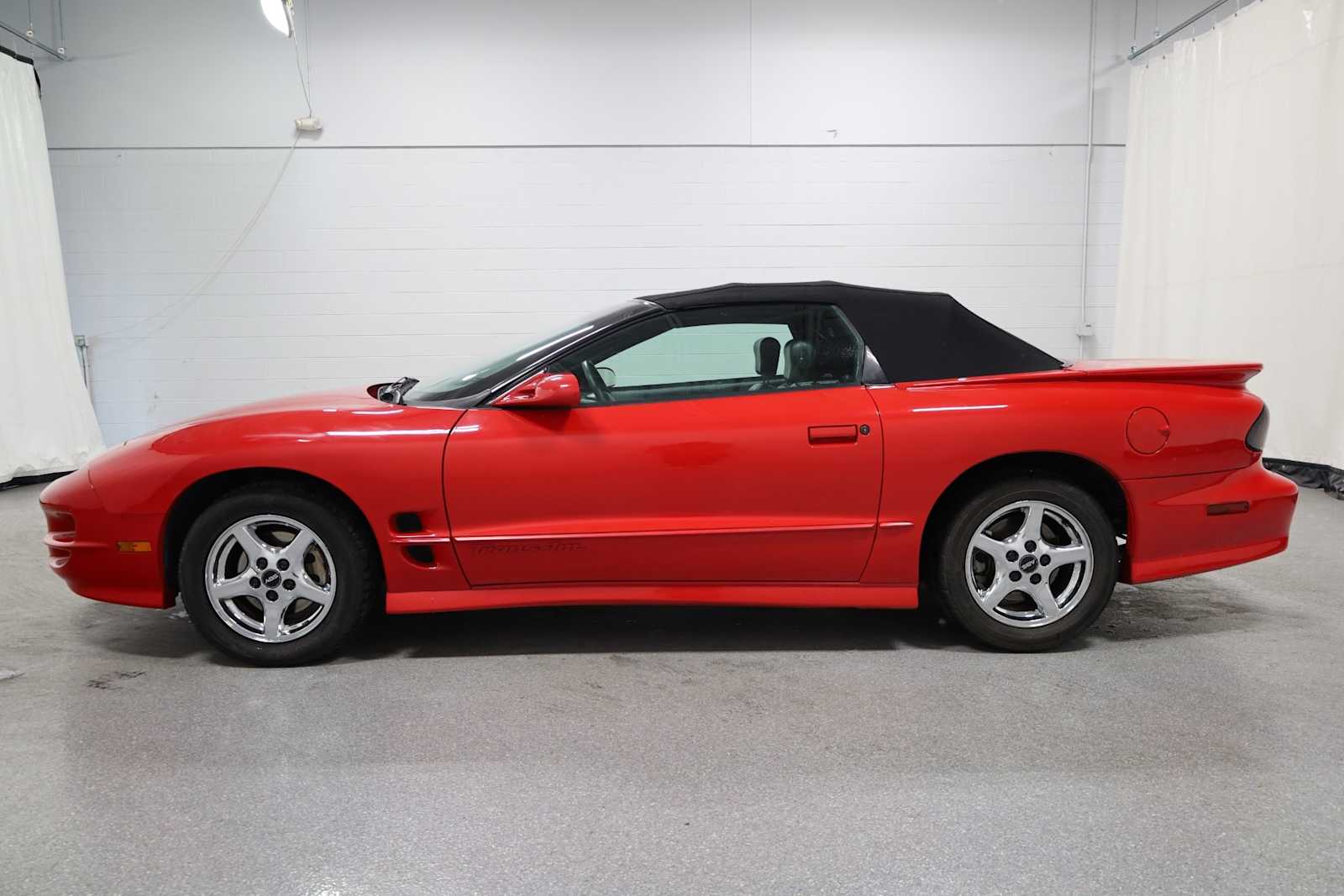 Thumbnail: 1999 Pontiac Firebird - 2