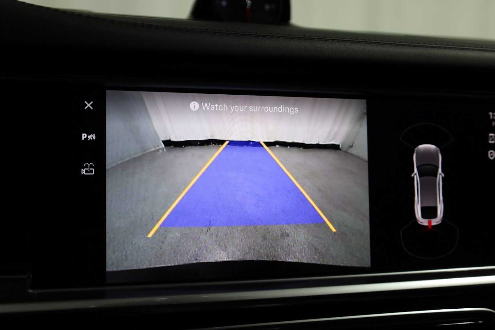 Thumbnail: 2023 Porsche Panamera - 34