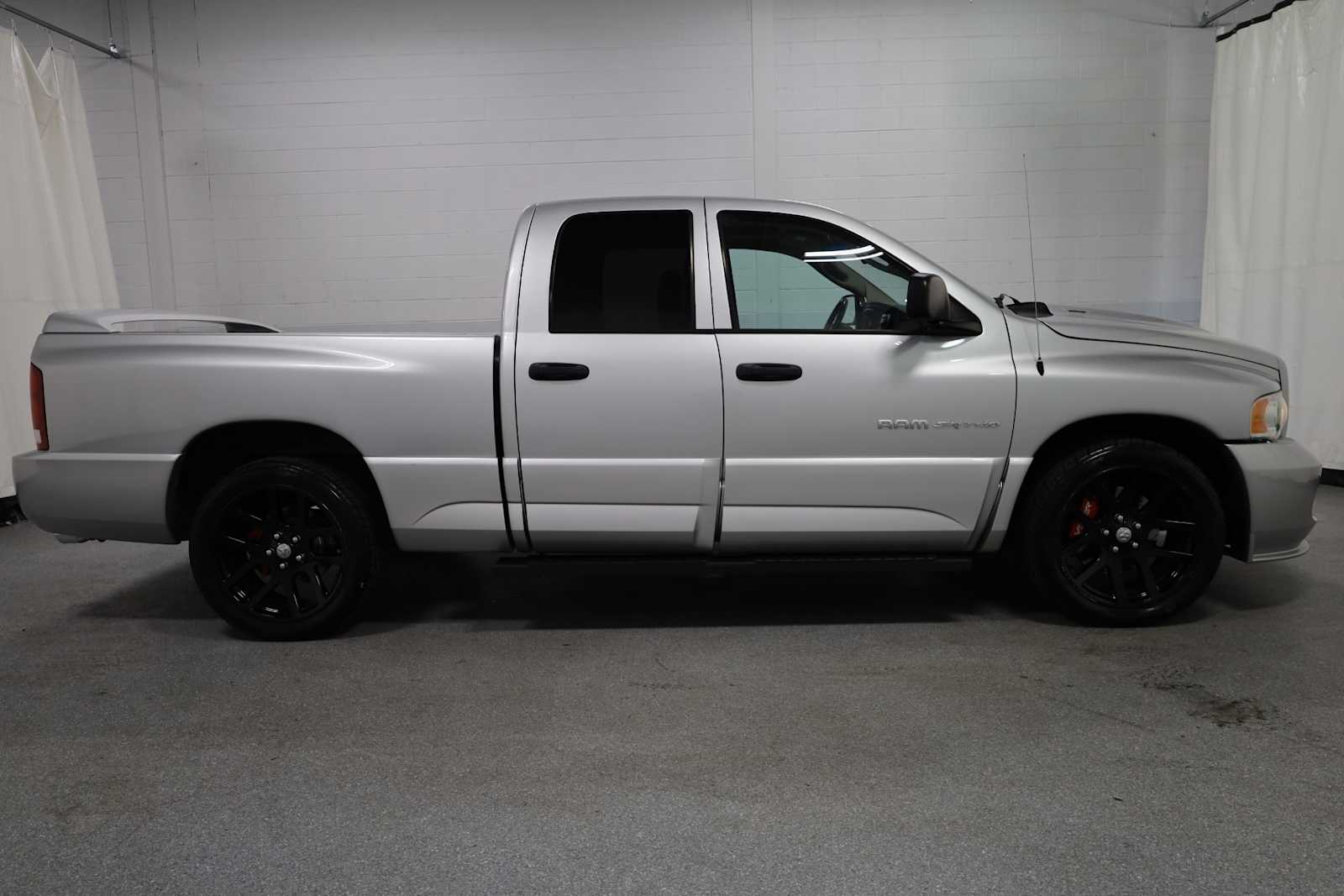Thumbnail: 2005 Dodge Ram 1500 - 10