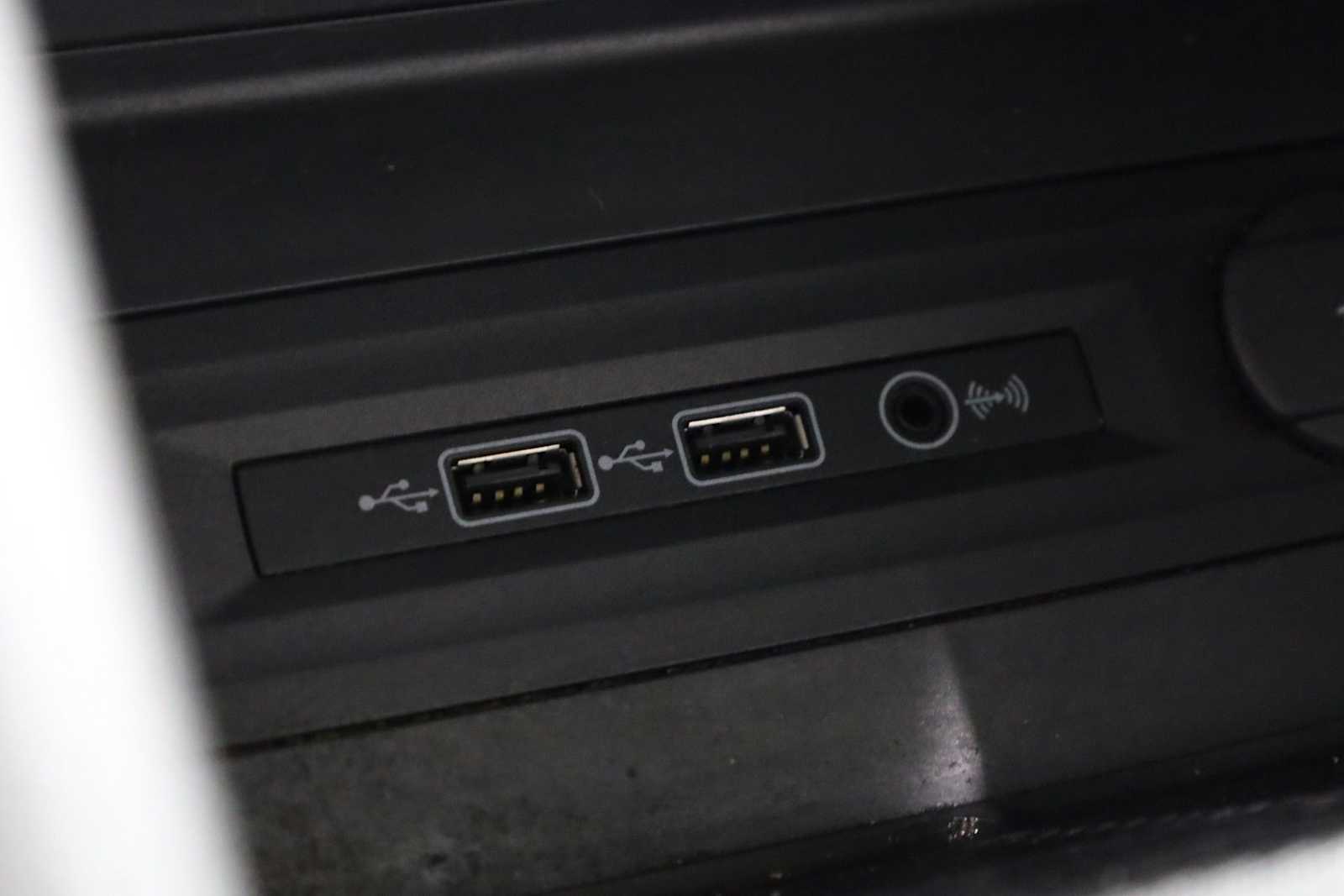 Thumbnail: 2021 Volkswagen Atlas - 32