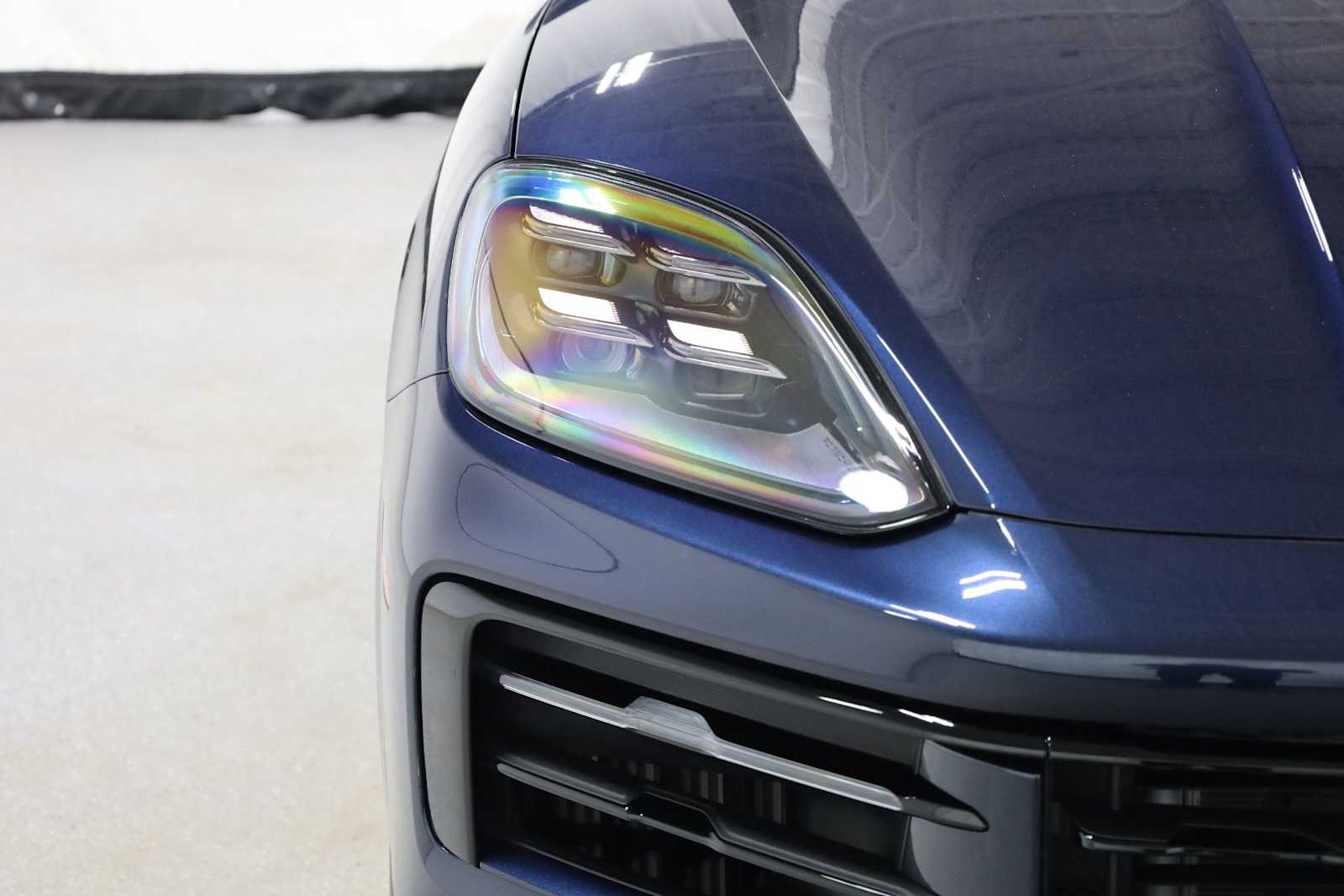 Thumbnail: 2025 Porsche Cayenne - 15