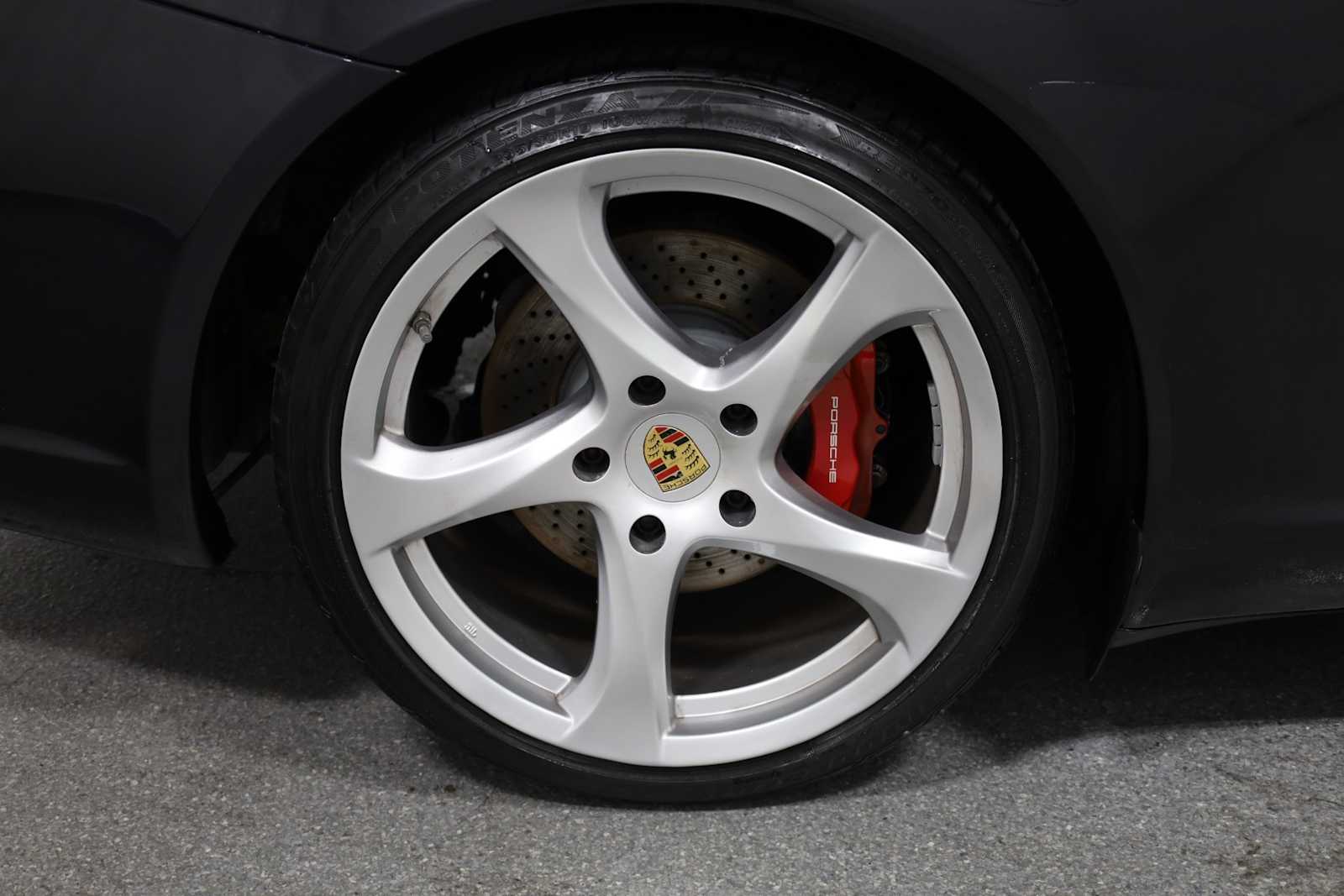 Thumbnail: 2009 Porsche 911 - 32