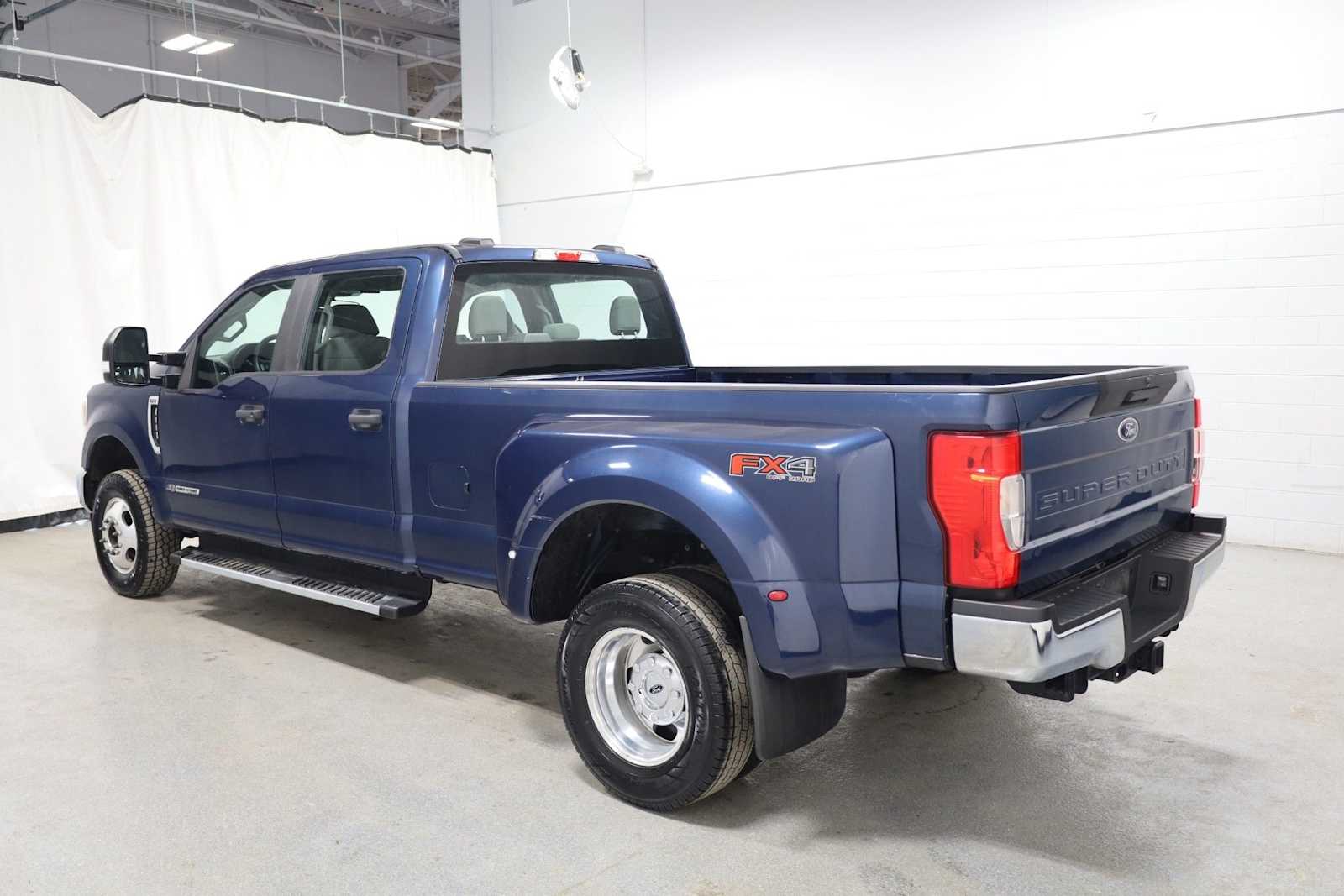 Thumbnail: 2020 Ford F-350 - 3