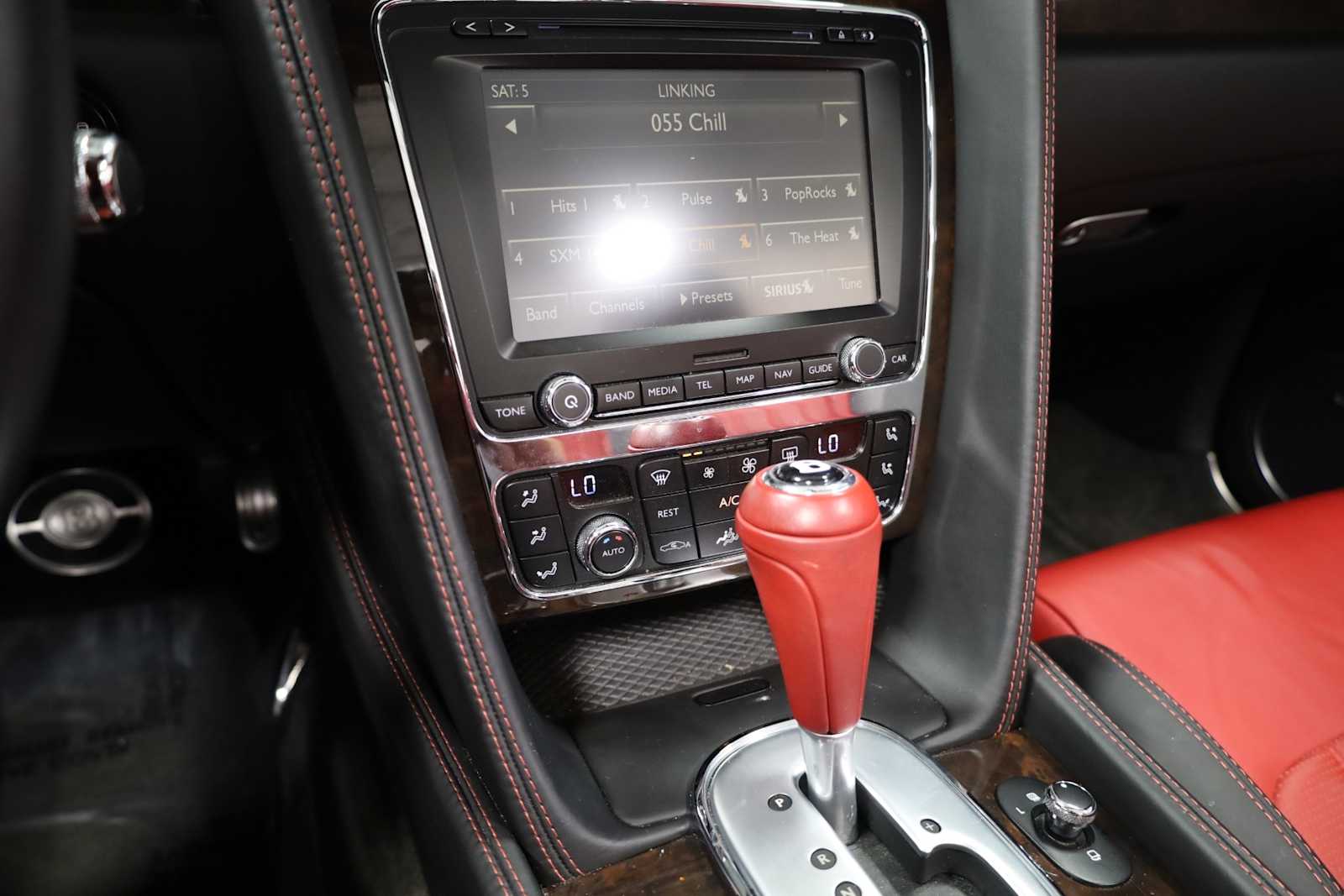 Thumbnail: 2013 Bentley Continental - 32